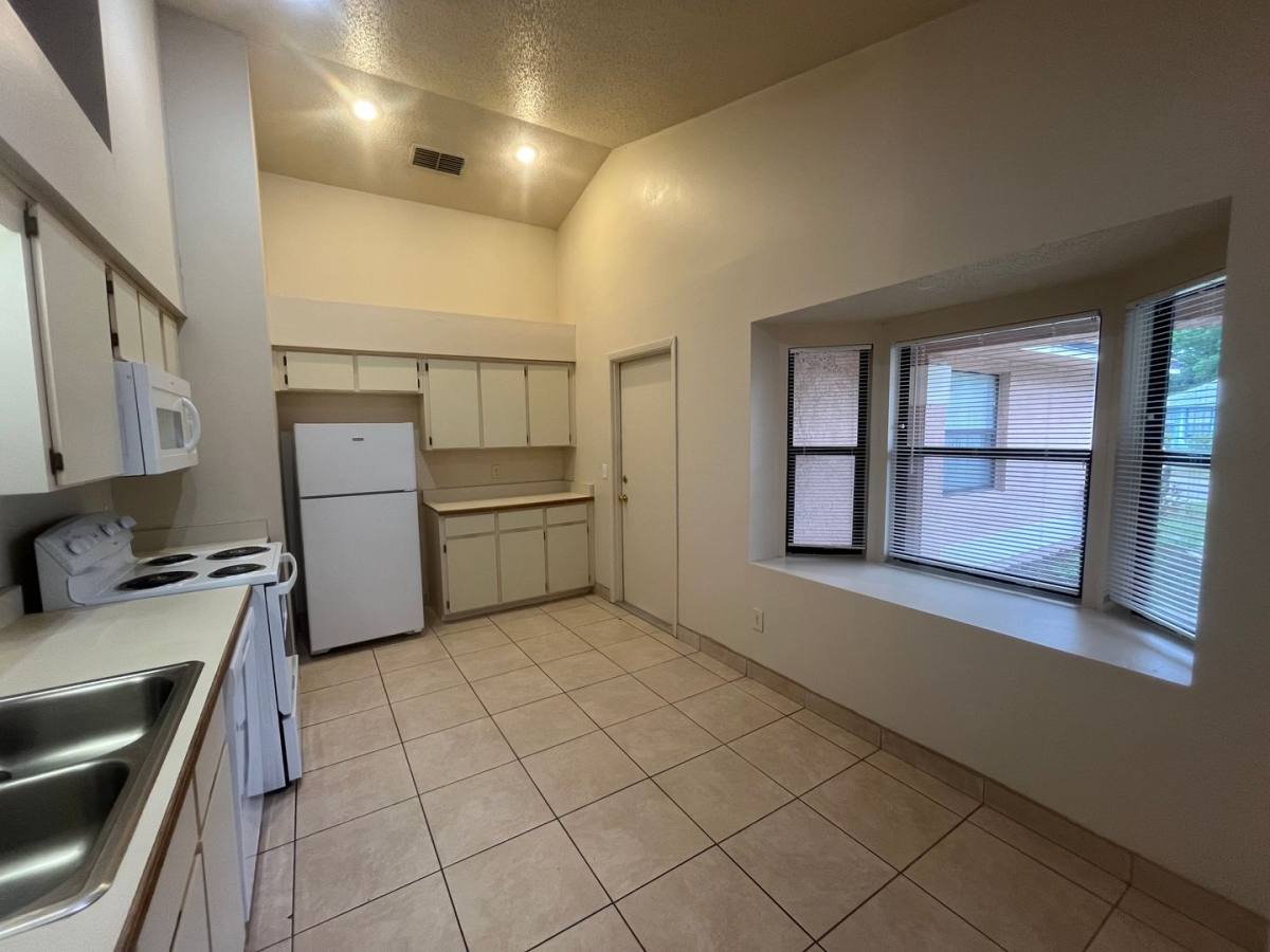 House for rent at 10413 Cresto Del Sol Circle, Orlando, FL 32817