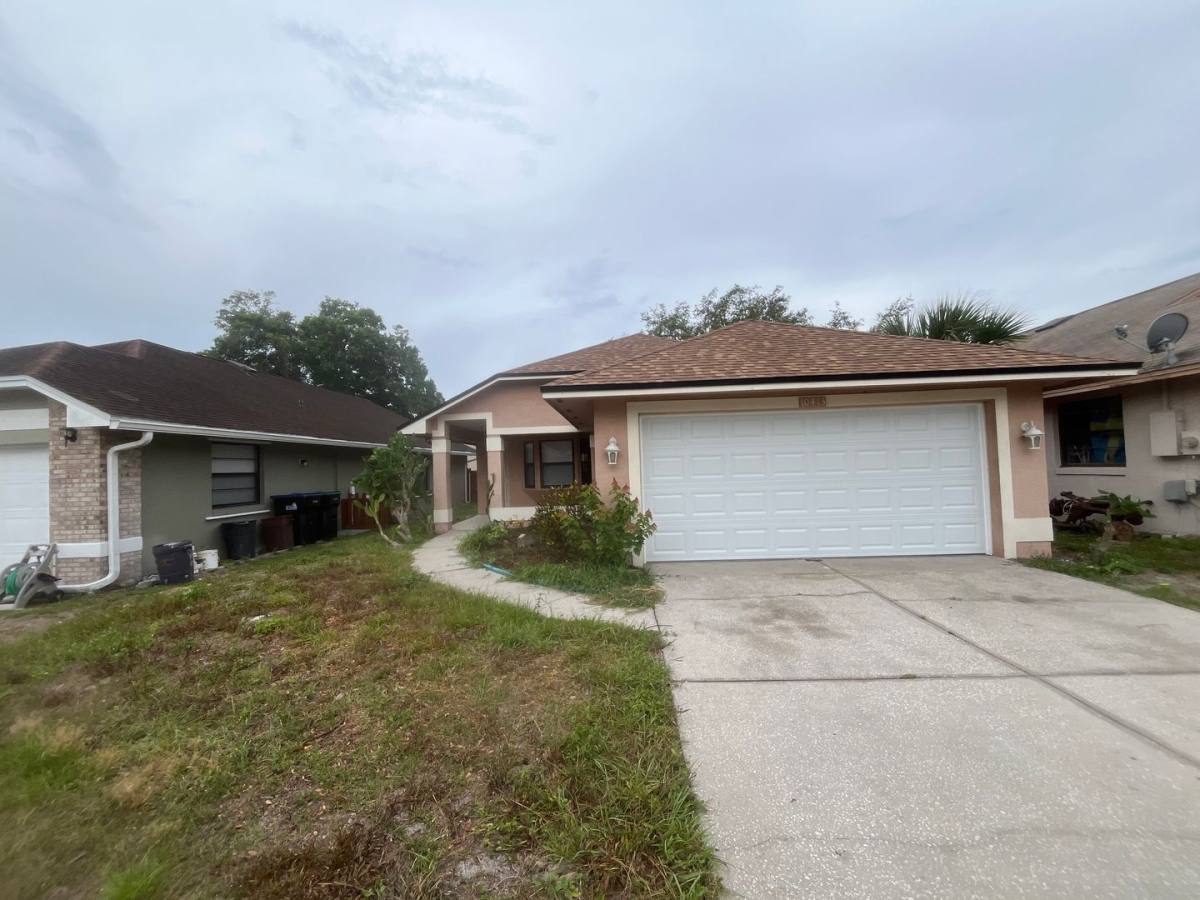 House for rent at 10413 Cresto Del Sol Circle, Orlando, FL 32817