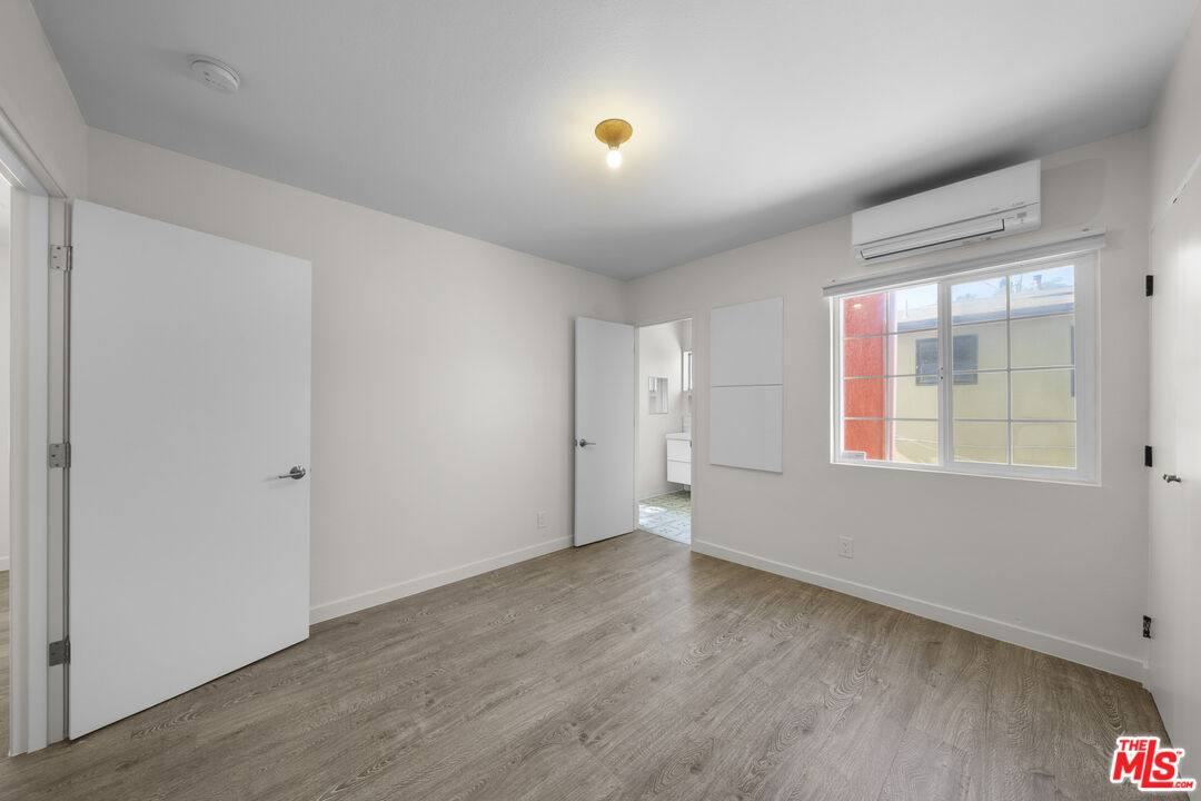 Apartment for rent at 951 N Hoover St #951, Los Angeles, CA 90029