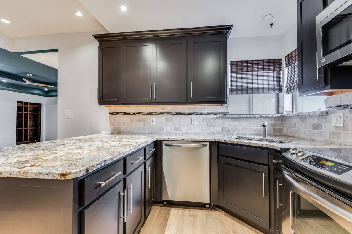 House for rent at 2749 Buna Dr, Dallas, TX 75211