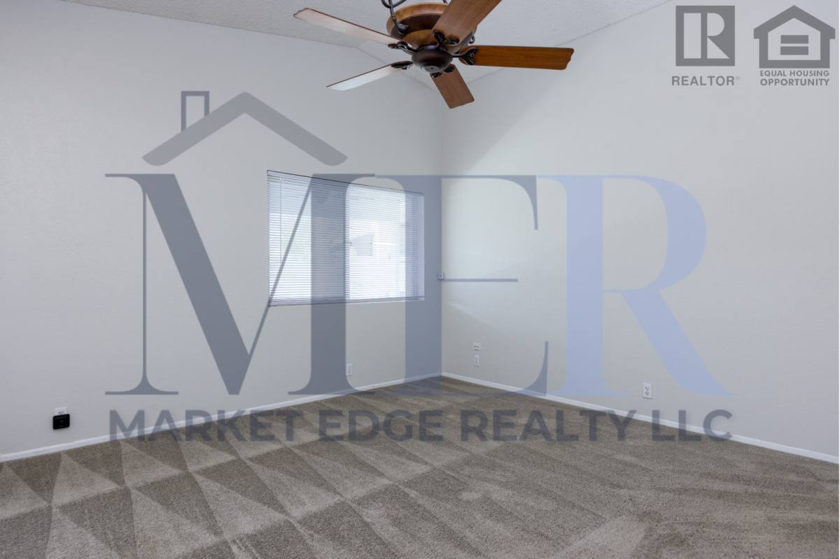 House for rent at 425 E Marco Polo Rd, Phoenix, AZ 85024