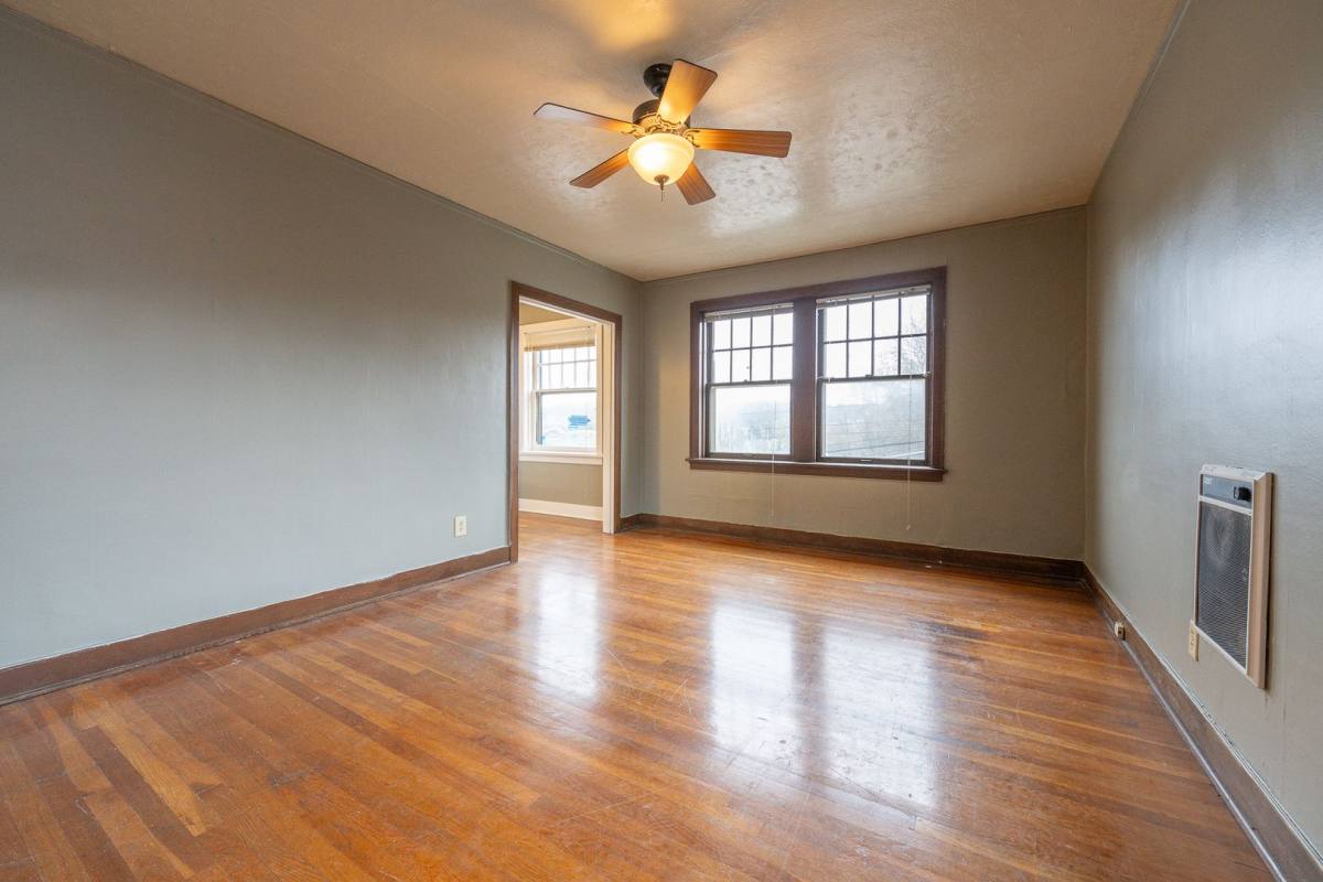 Apartment for rent at 1210 SE 20th, Portland, OR 97214