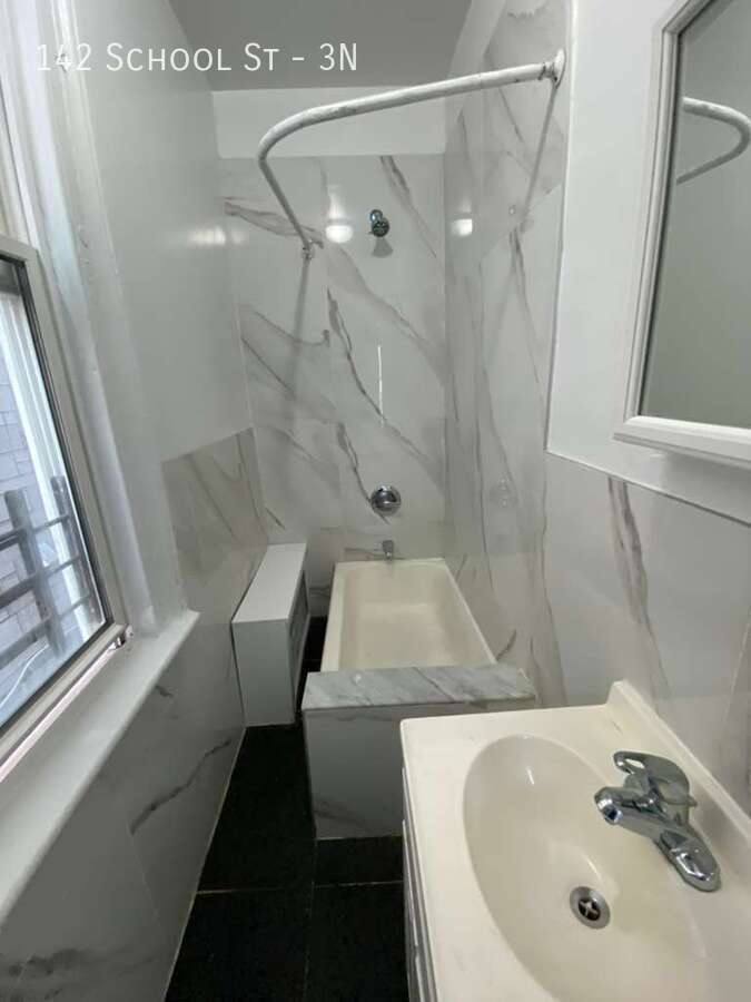 Apartment for rent at 142 School St #3N, Yonkers, NY 10701