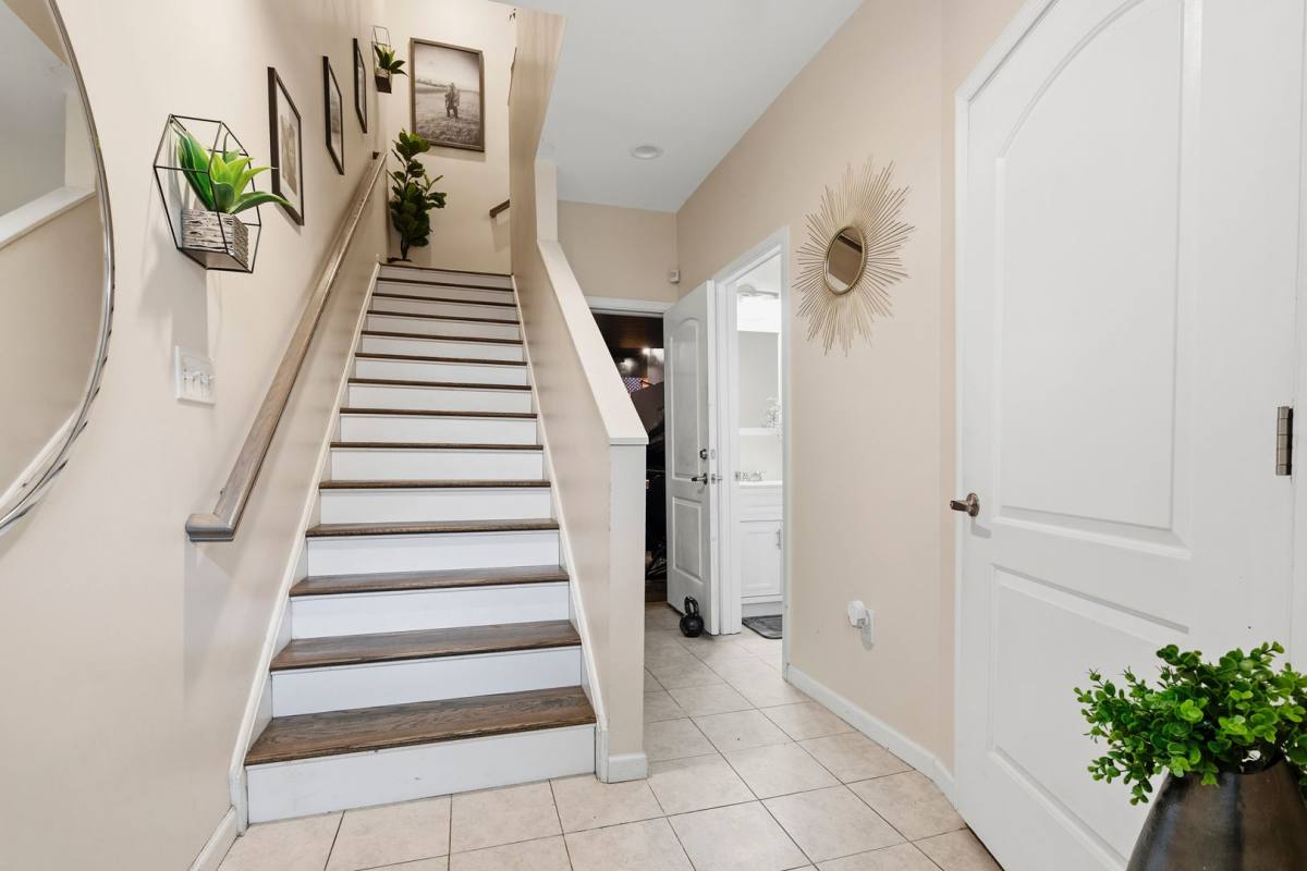 House for rent at 4285 S Capitol St SW, Washington, DC 20032