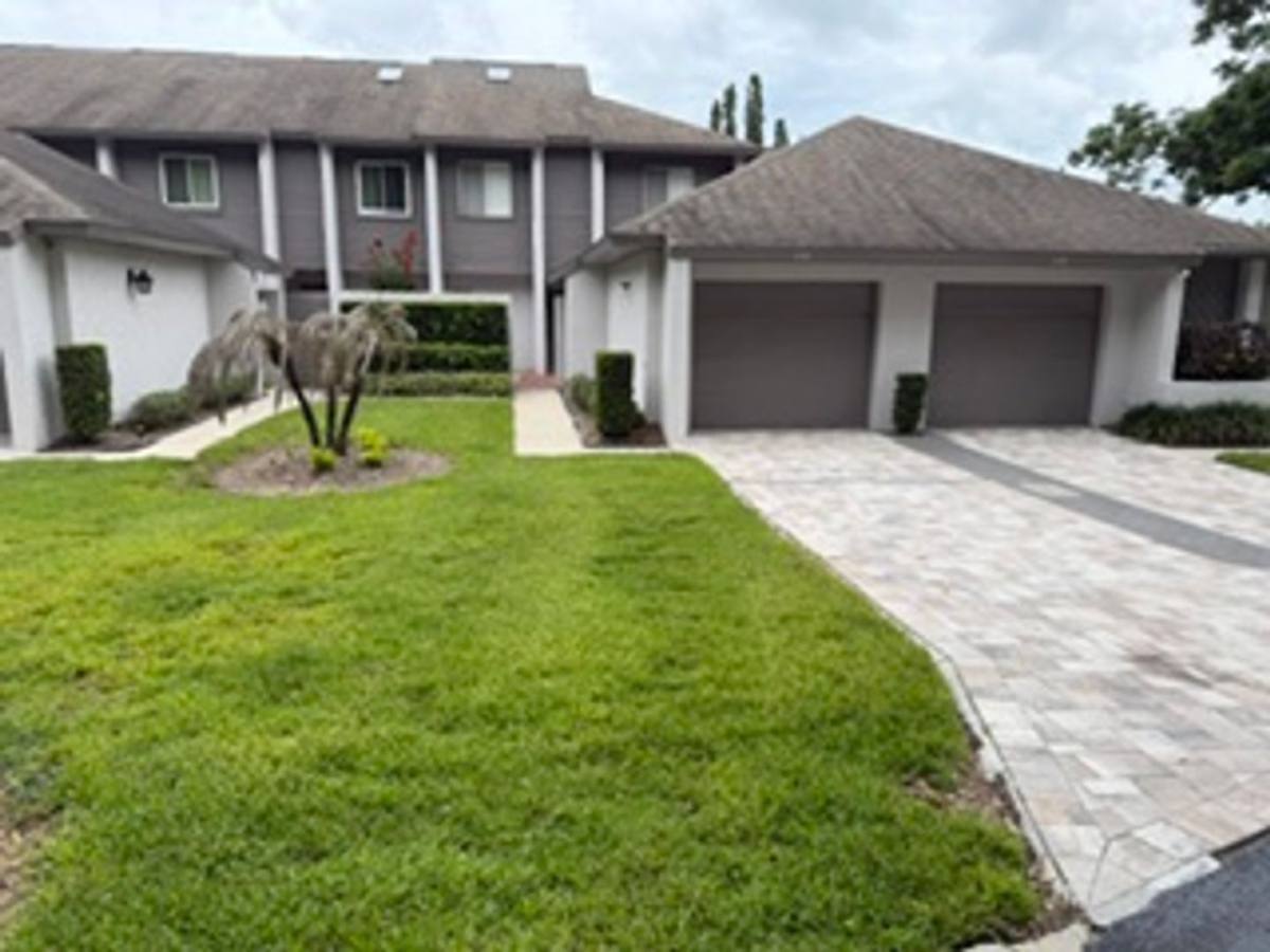 Townhouse for rent at 110 Olive Tree Circle, Altamonte Springs, FL 32714