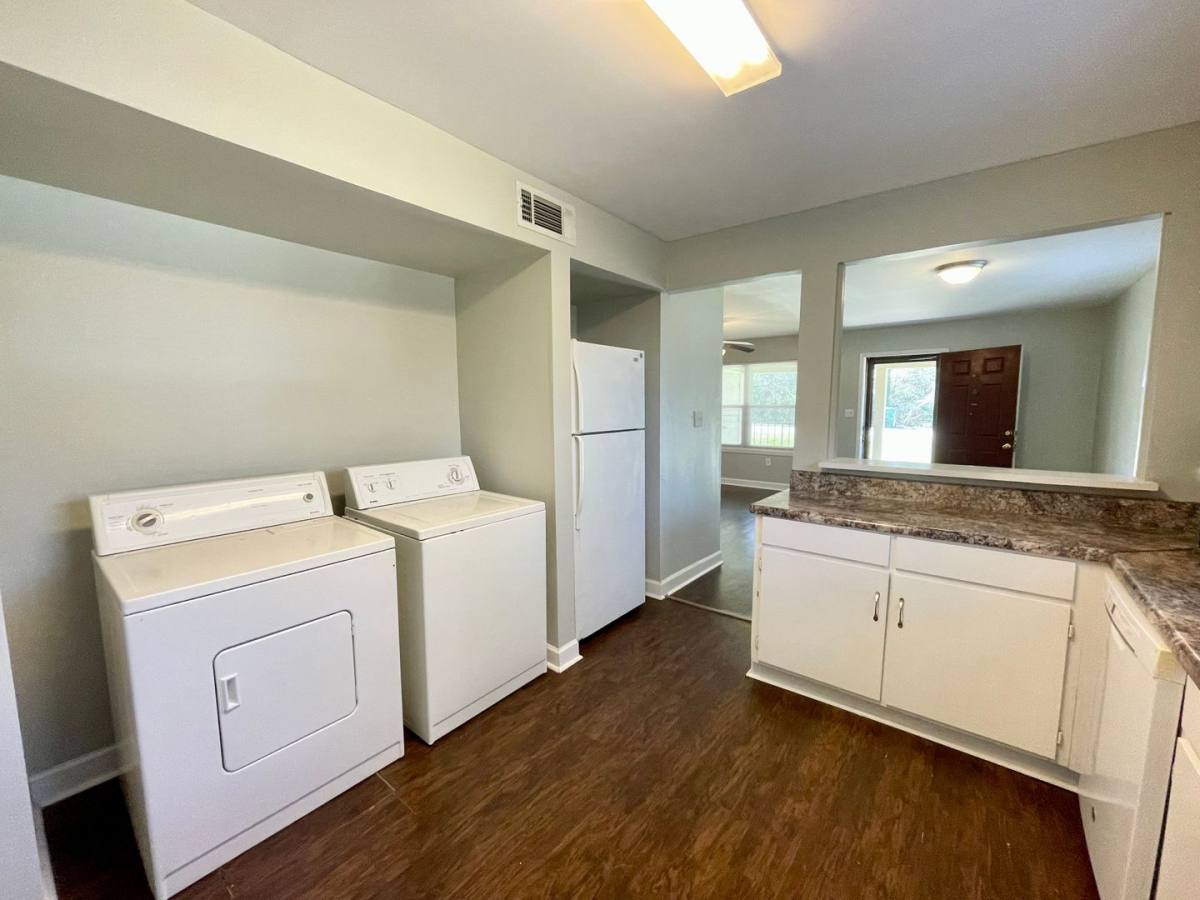 Townhouse for rent at 1100 Skyland Ave, Columbia, SC 29210
