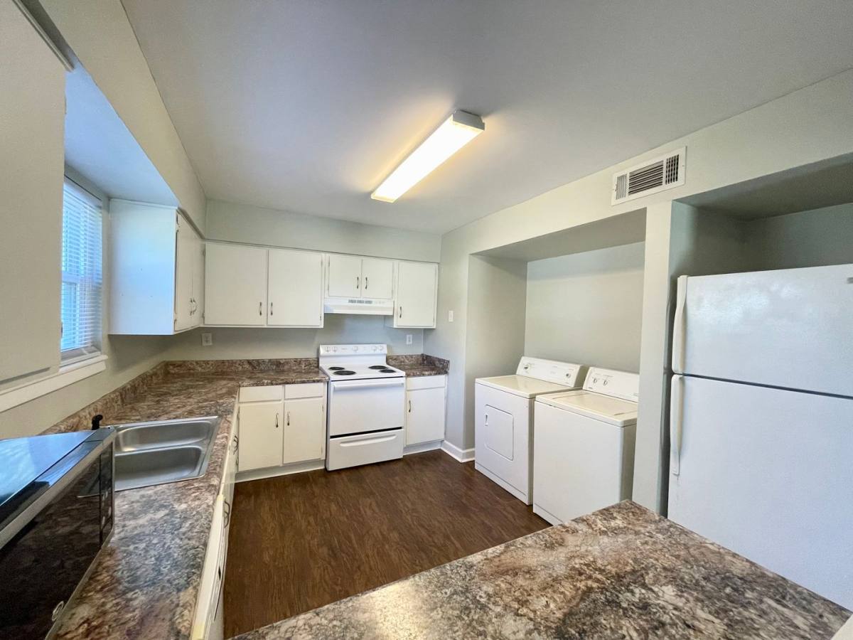 Townhouse for rent at 1100 Skyland Ave, Columbia, SC 29210