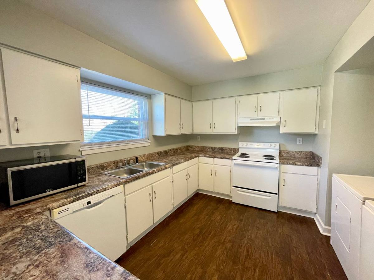Townhouse for rent at 1100 Skyland Ave, Columbia, SC 29210