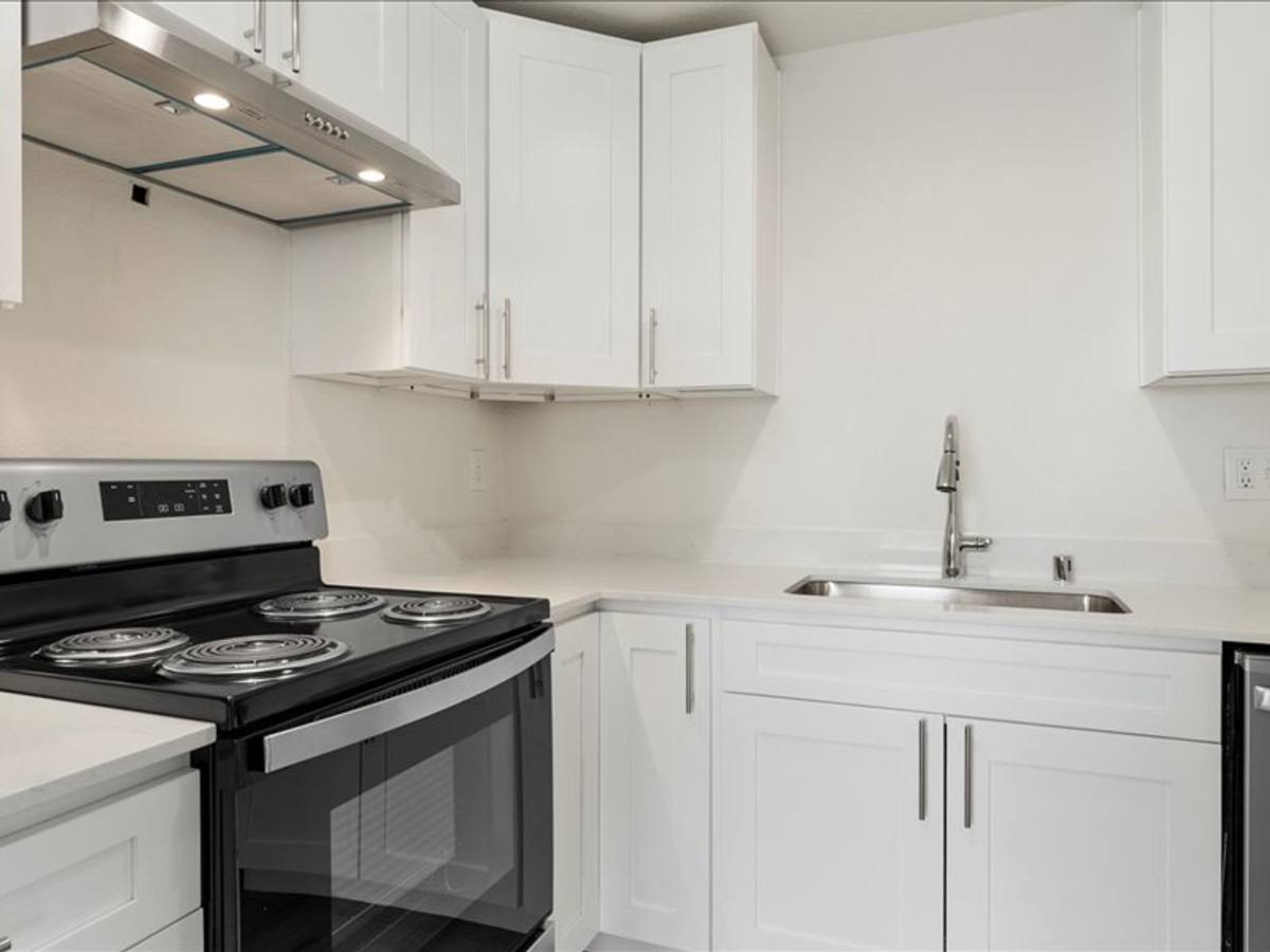 Apartment for rent at 30 N Sheppard Place, Kennewick, WA 99336