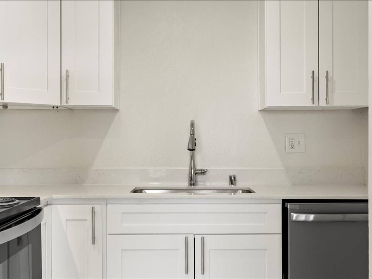 Apartment for rent at 30 N Sheppard Place, Kennewick, WA 99336