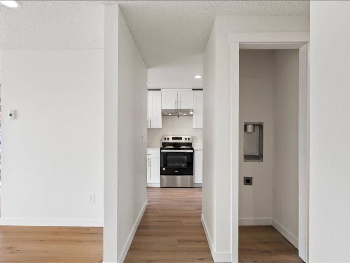 Apartment for rent at 30 N Sheppard Place, Kennewick, WA 99336