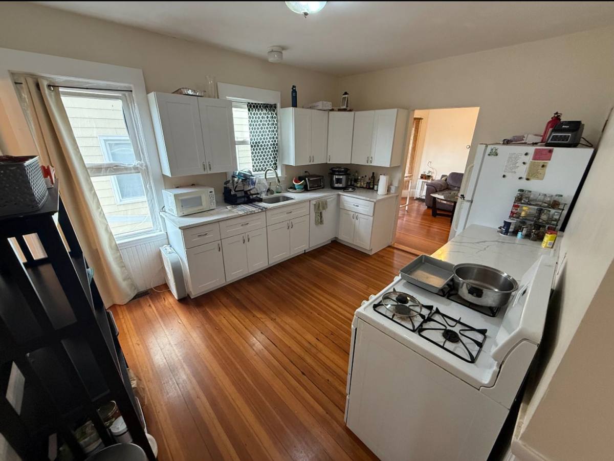Apartment for rent at 39 Porter St, Somerville, MA 02143