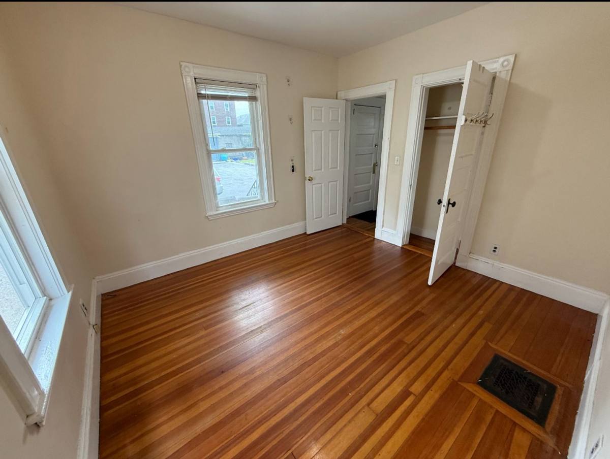 Apartment for rent at 39 Porter St, Somerville, MA 02143