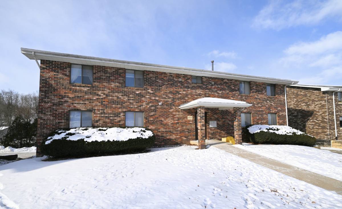 Apartment for rent at 811 Hawkeye Dr #204, Dubuque, IA 52001