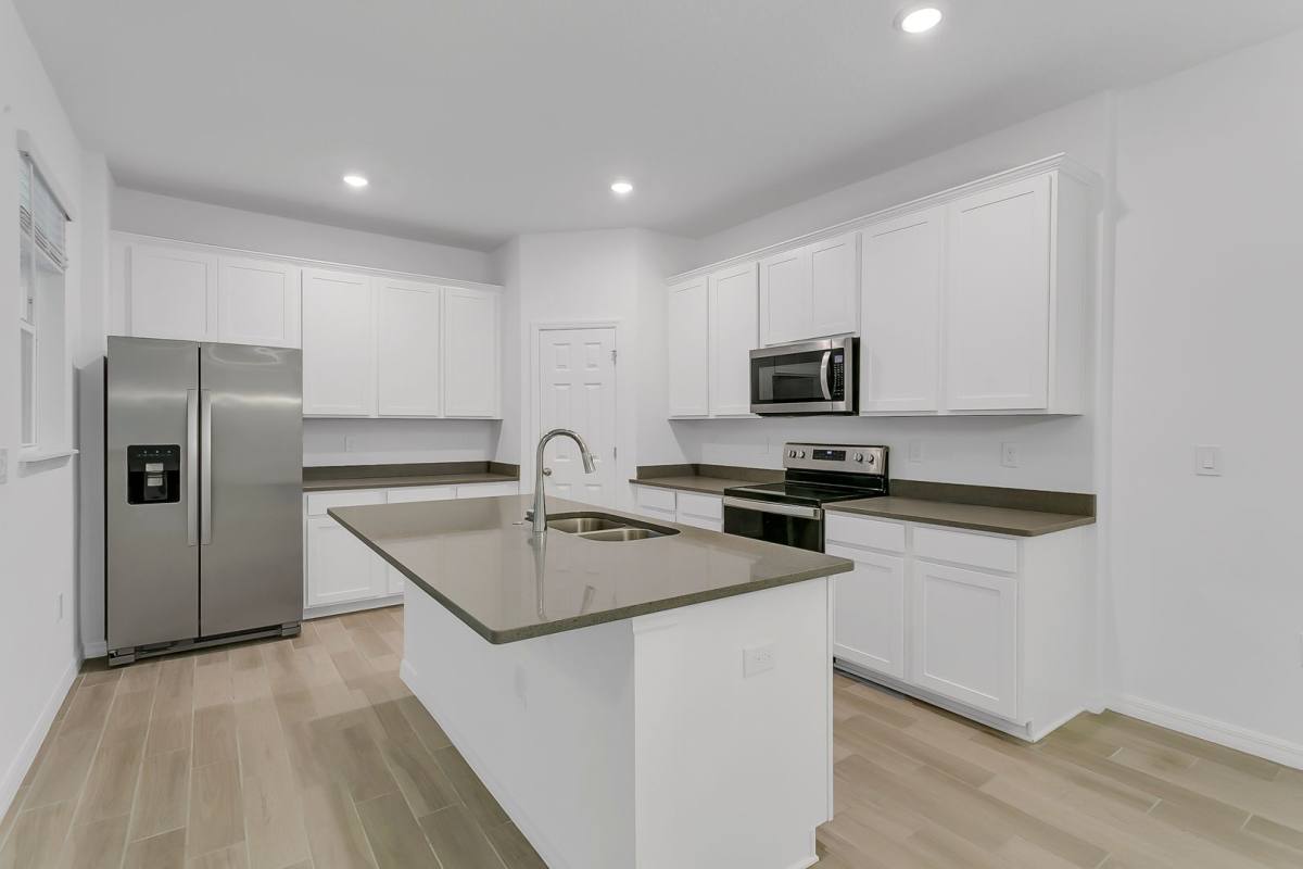 Townhouse for rent at 15067 Willow Arbor Circle, Orlando, FL 32824