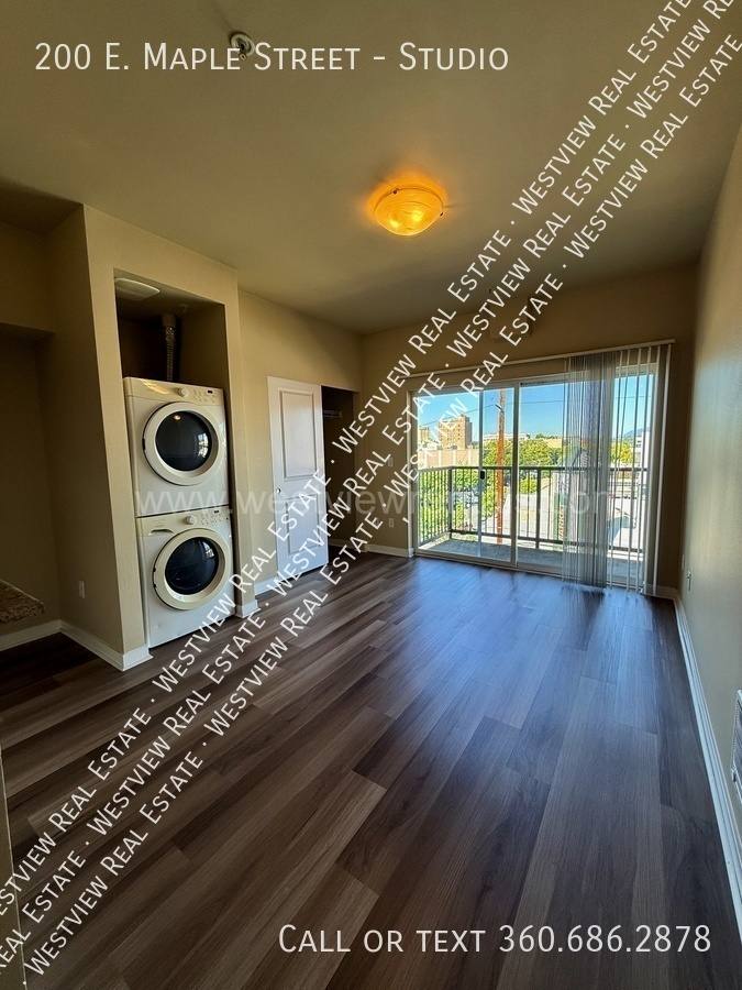 Apartment for rent at 200 E Maple St, Bellingham, WA 98225