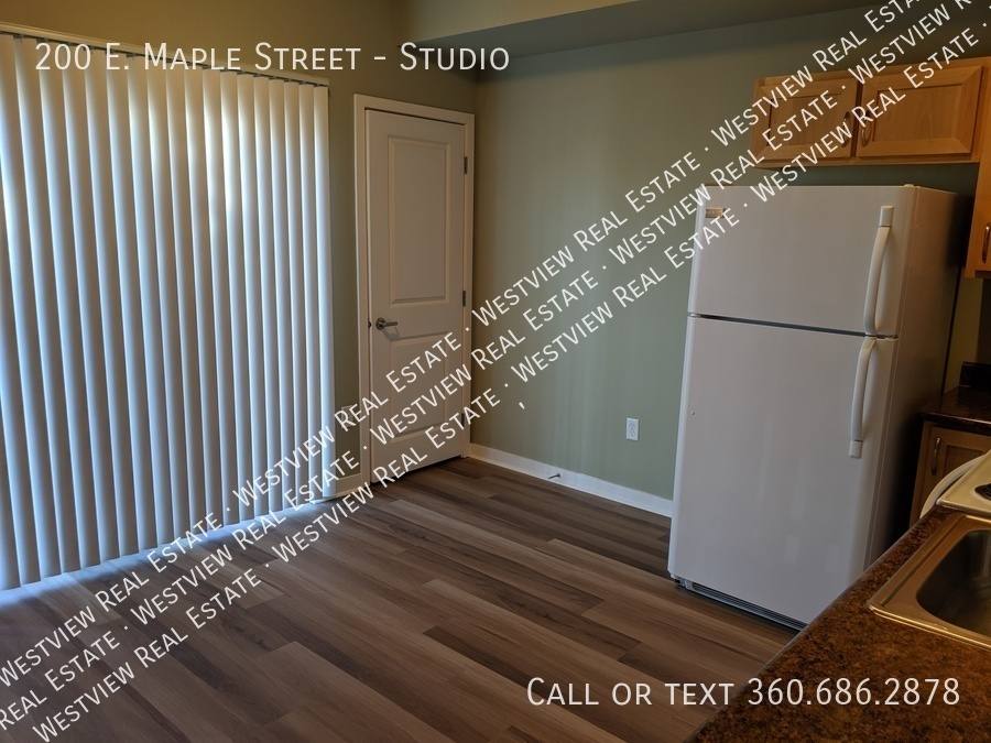 Apartment for rent at 200 E Maple St, Bellingham, WA 98225