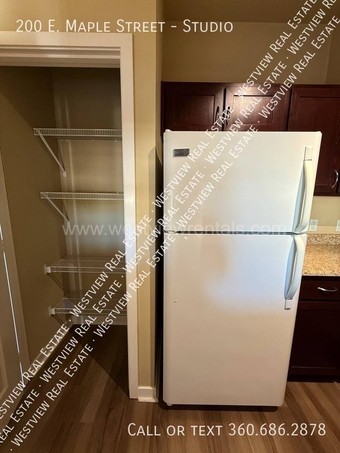 Apartment for rent at 200 E Maple St, Bellingham, WA 98225