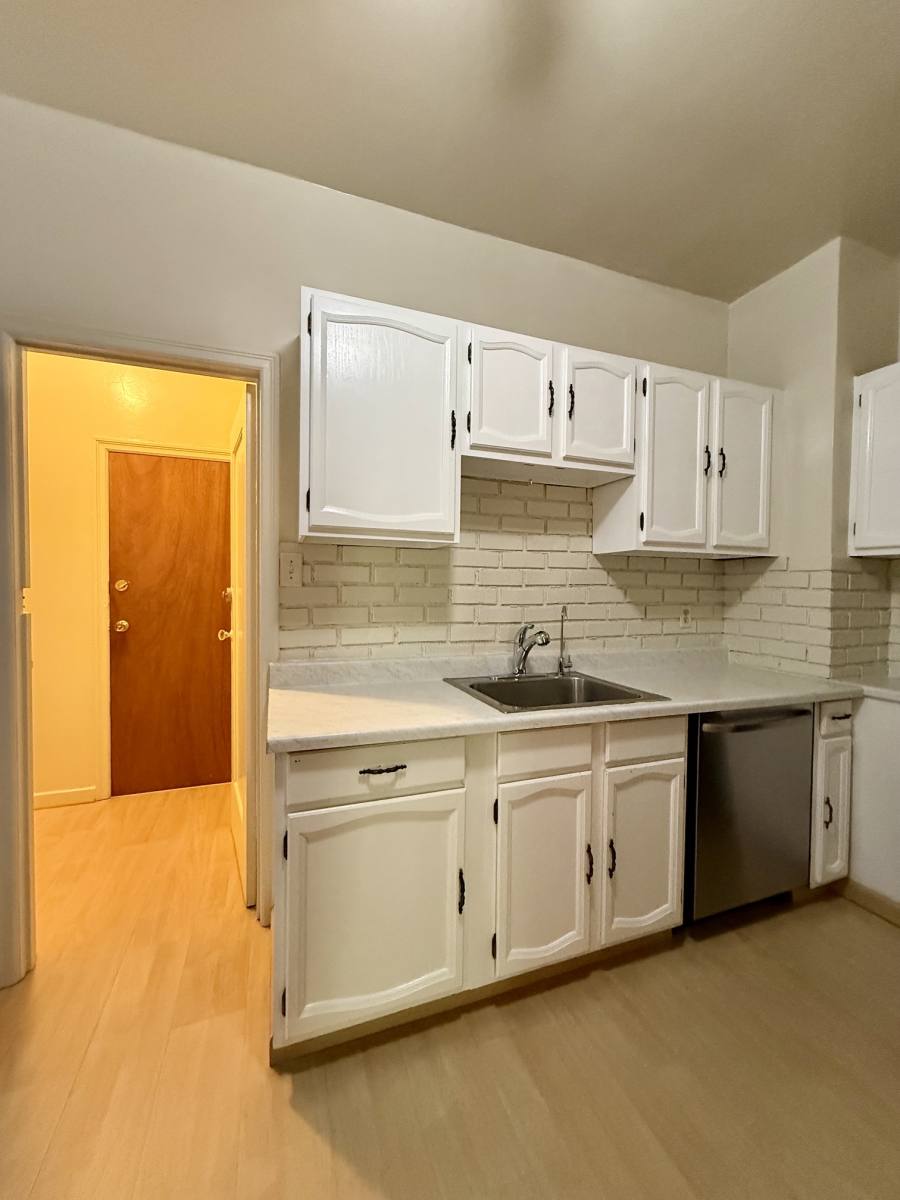 Apartment for rent at 1860 Jackson St #201, San Francisco, CA 94109