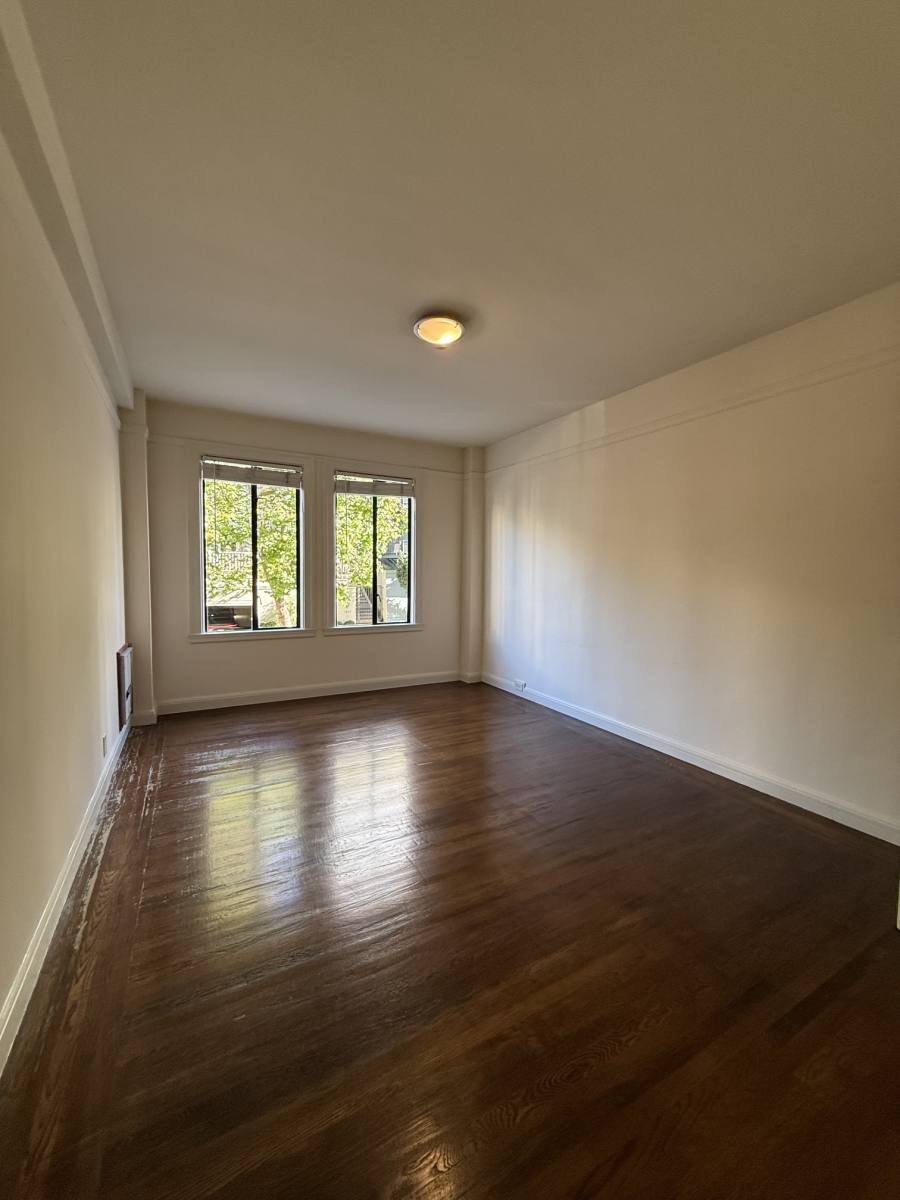 Apartment for rent at 1860 Jackson St #201, San Francisco, CA 94109