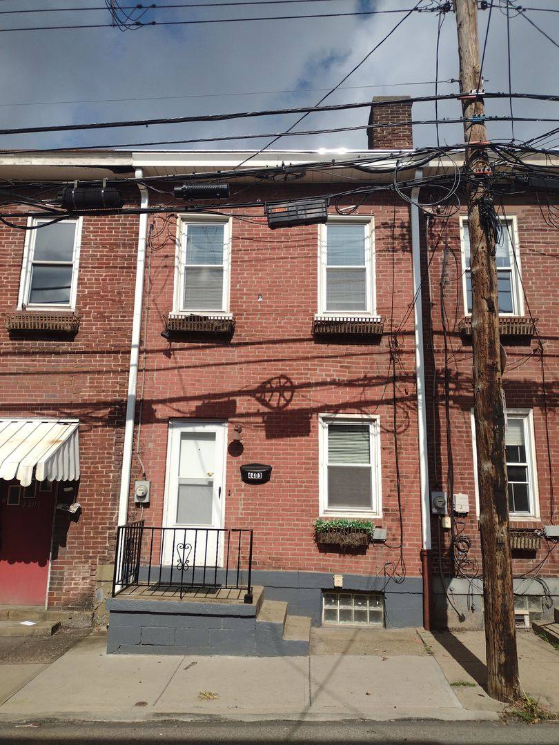 House for rent at 4403 Davison St, Pittsburgh, PA 15201