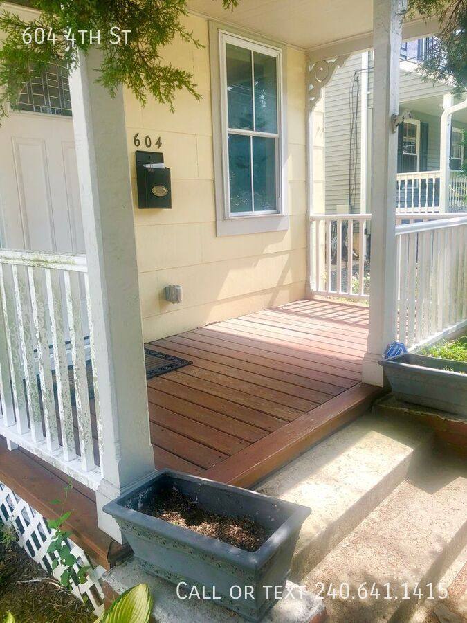House for rent at 604 4th St, Laurel, MD 20707