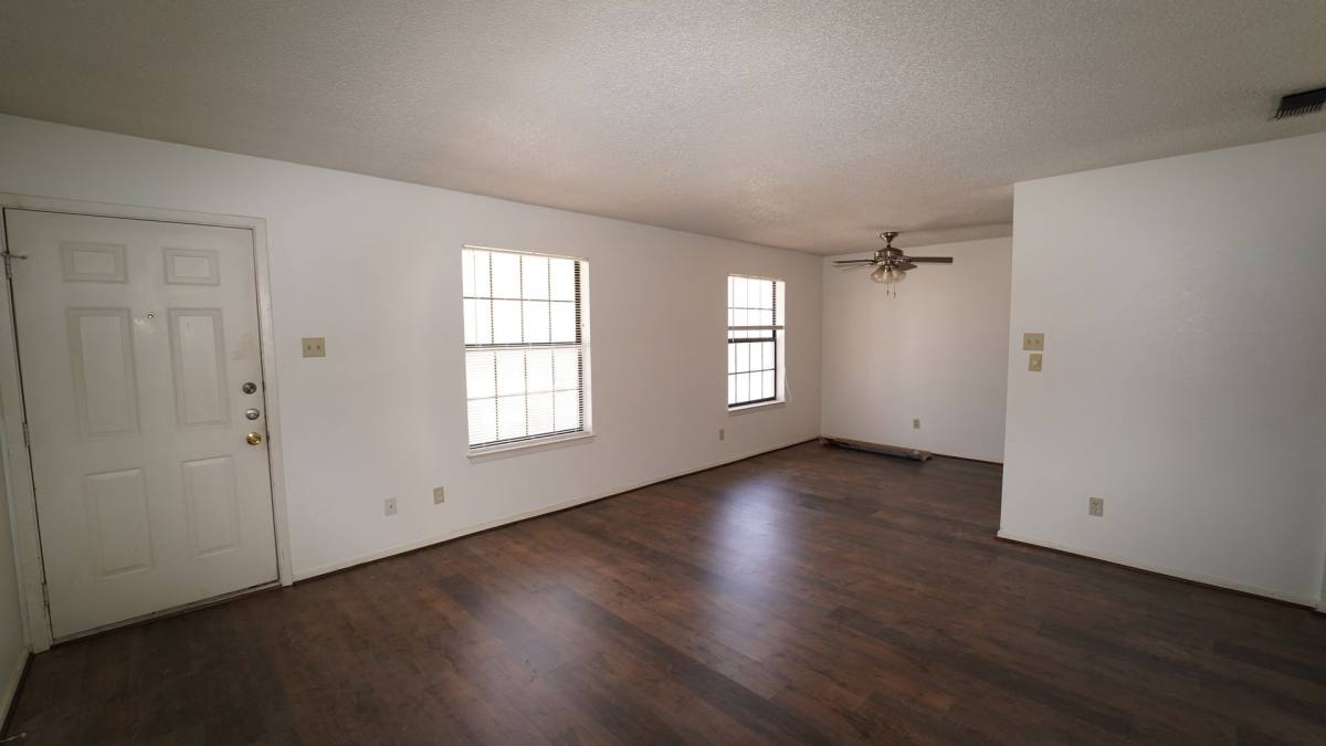 Apartment for rent at 511 W Oak #14, Weatherford, TX 76086