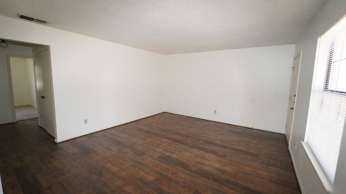 Apartment for rent at 511 W Oak #14, Weatherford, TX 76086