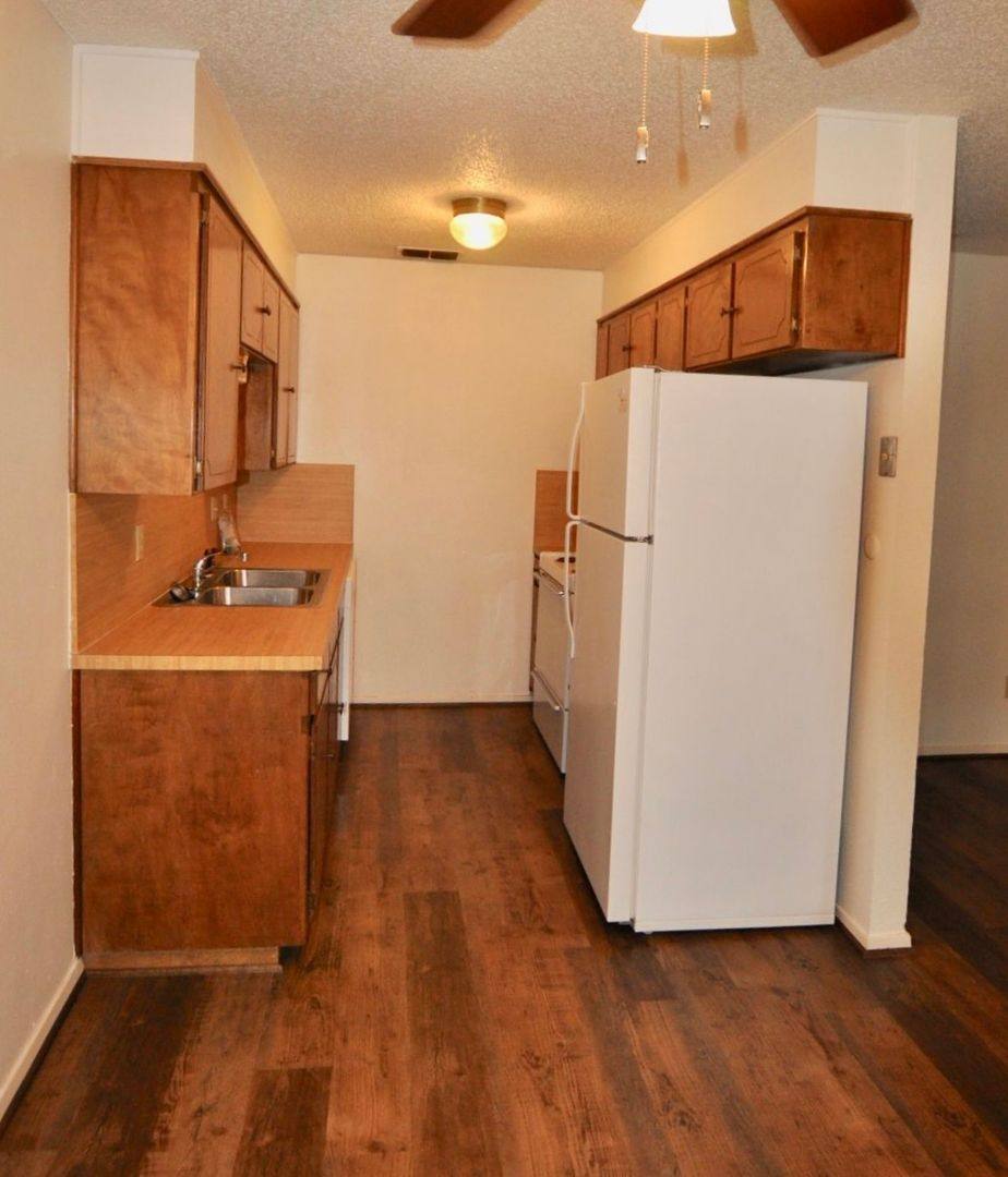 Apartment for rent at 511 W Oak #14, Weatherford, TX 76086