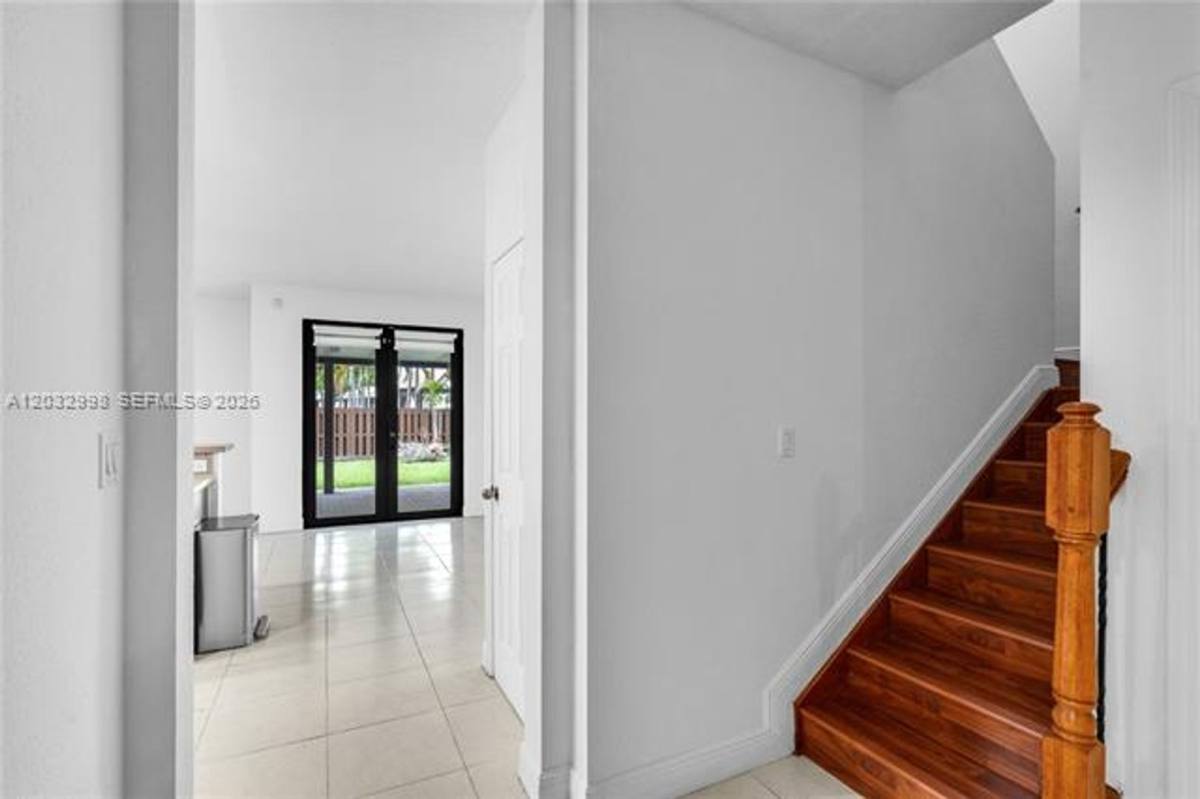 House for rent at 9925 NW 10th St, Miami, FL 33172