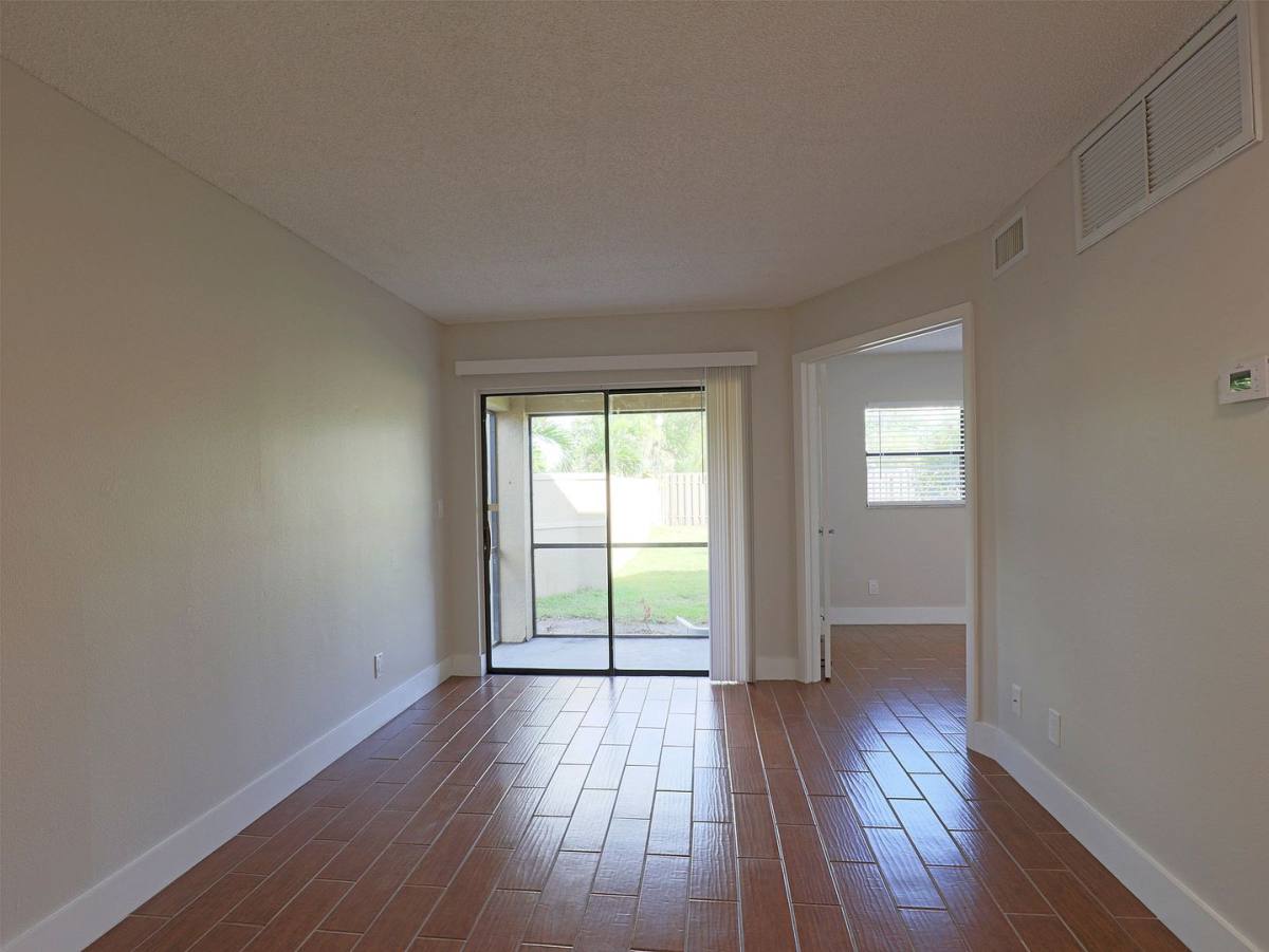 Apartment for rent at 5303 Summerlin Rd, Fort Myers, FL 33919