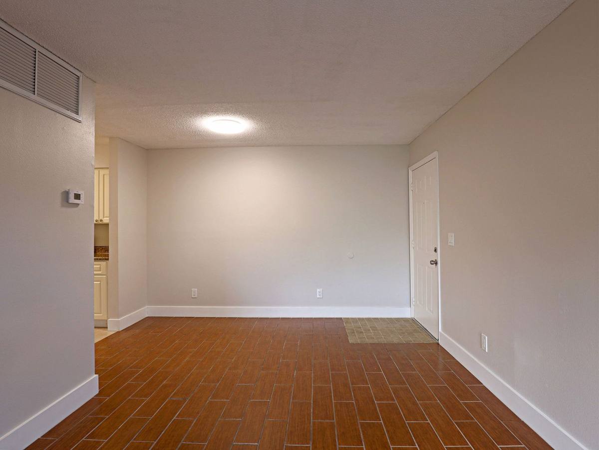 Apartment for rent at 5303 Summerlin Rd, Fort Myers, FL 33919