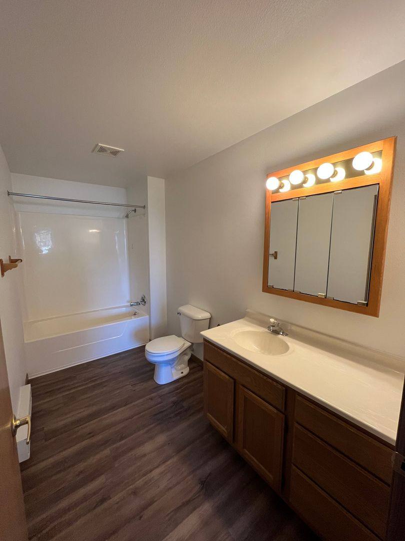 Apartment for rent at 1001 Grandview Ave #102, Tomah, WI 54660
