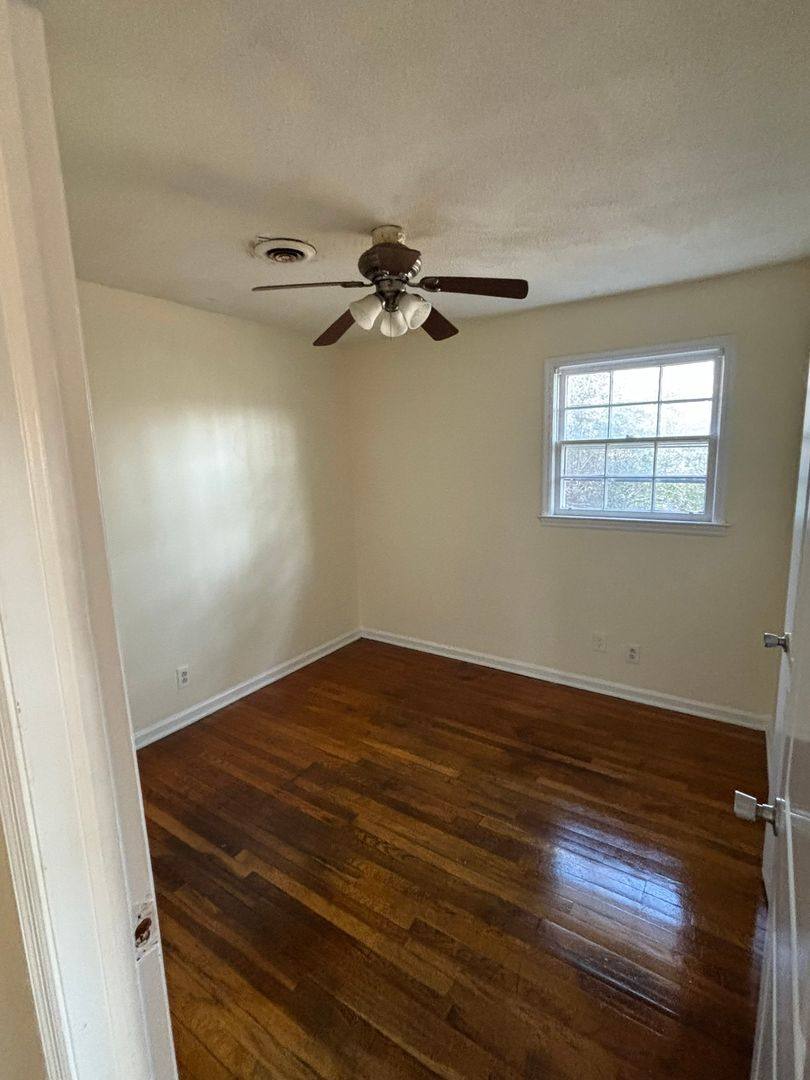 Apartment for rent at 209 Mayfair Dr, Columbia, SC 29209