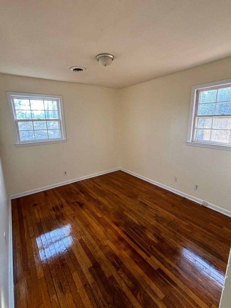 Apartment for rent at 209 Mayfair Dr, Columbia, SC 29209