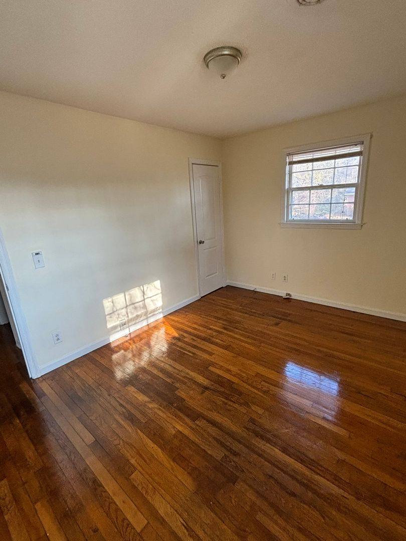 Apartment for rent at 209 Mayfair Dr, Columbia, SC 29209