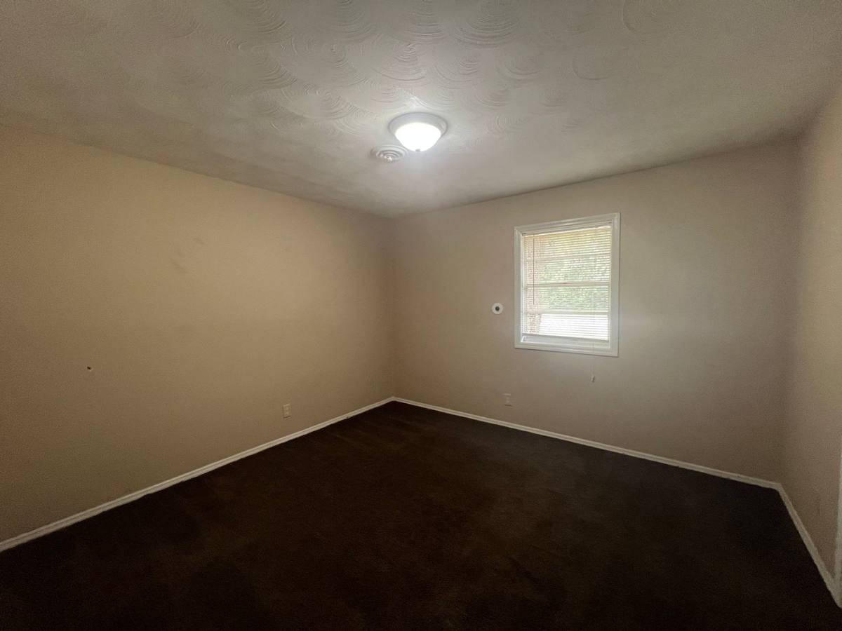 Townhouse for rent at 2505 Rosebrier Ave, Albany, GA 31705