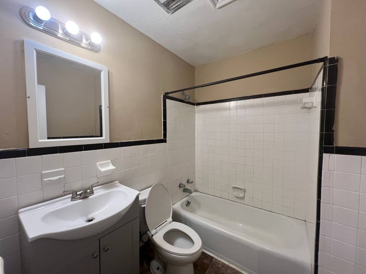 Townhouse for rent at 2505 Rosebrier Ave, Albany, GA 31705