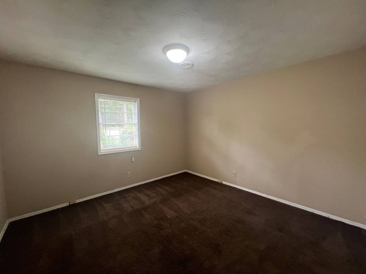 Townhouse for rent at 2505 Rosebrier Ave, Albany, GA 31705