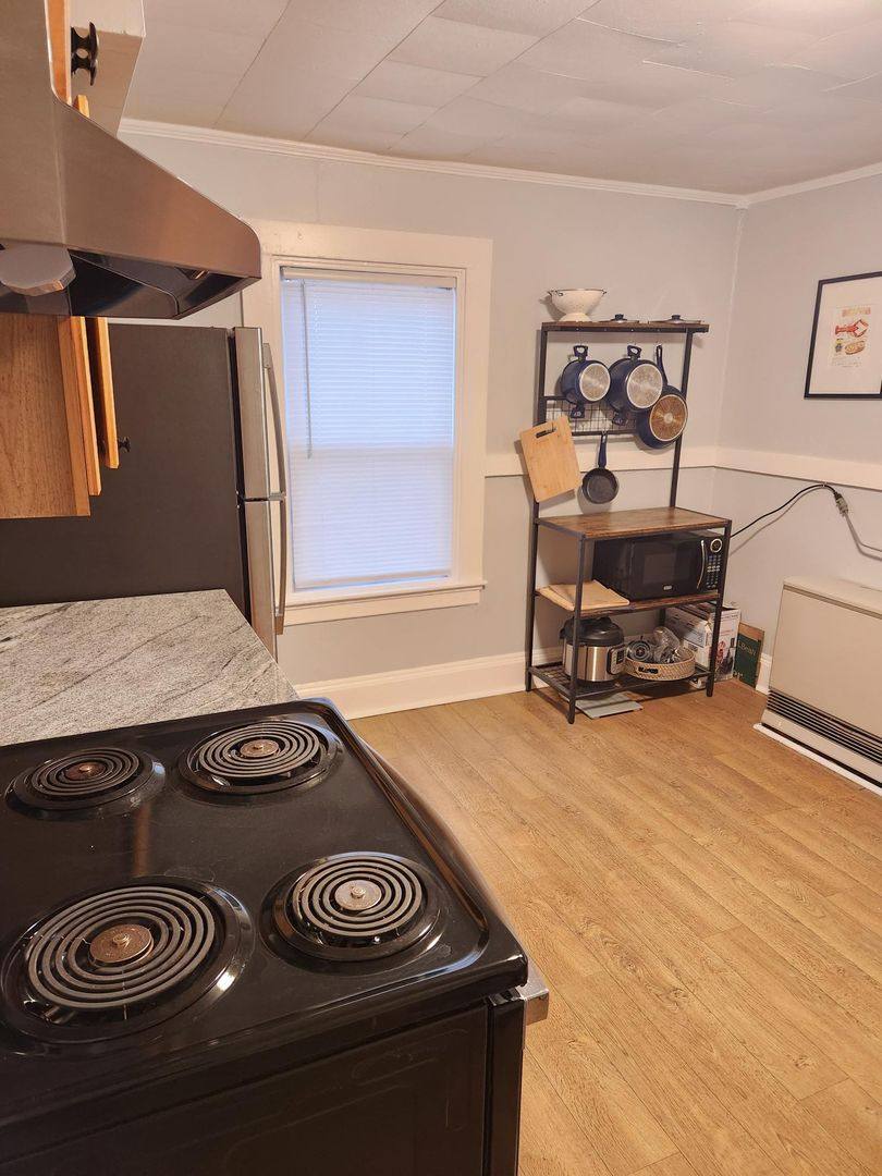 Apartment for rent at 17 George St, Bangor, ME 04401