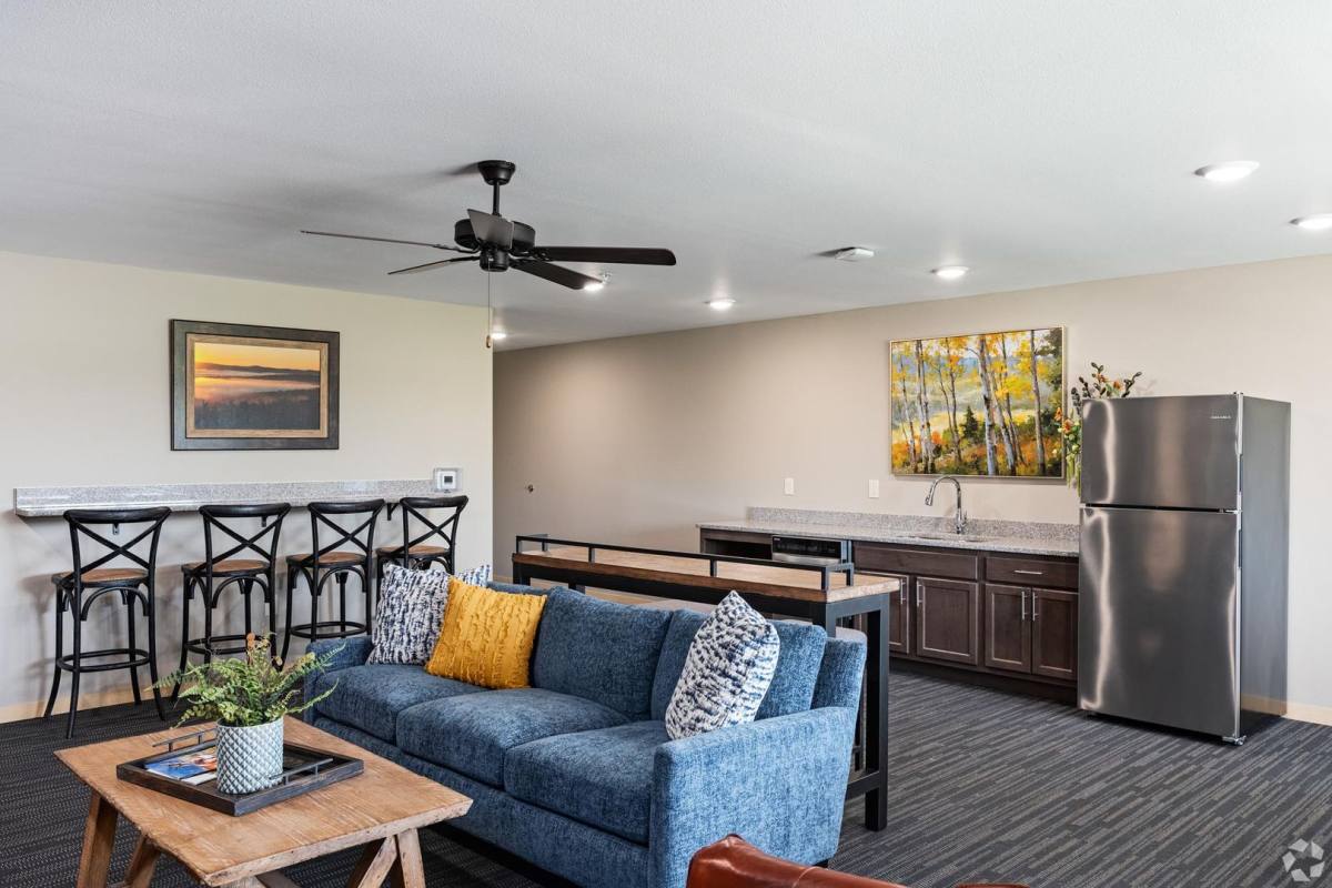 Apartment for rent at 1621 Premier Dr, Mankato, MN 56001