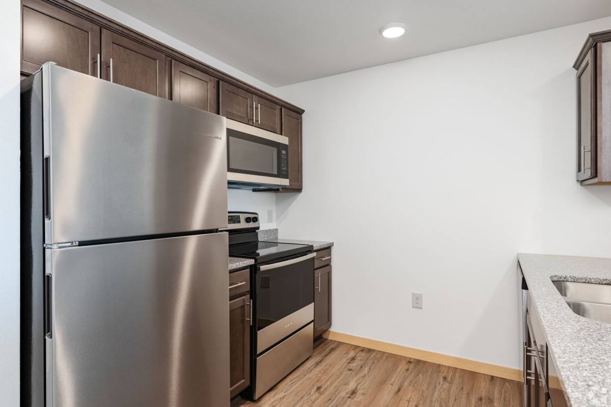 Apartment for rent at 1621 Premier Dr, Mankato, MN 56001
