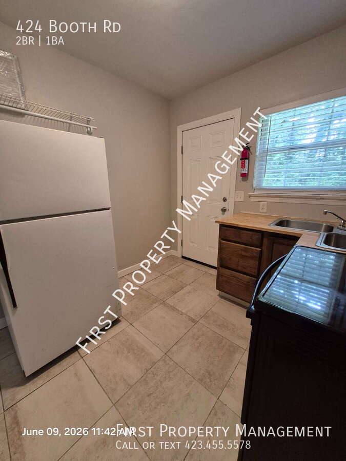 Apartment for rent at 424 Booth Rd, Chattanooga, TN 37411