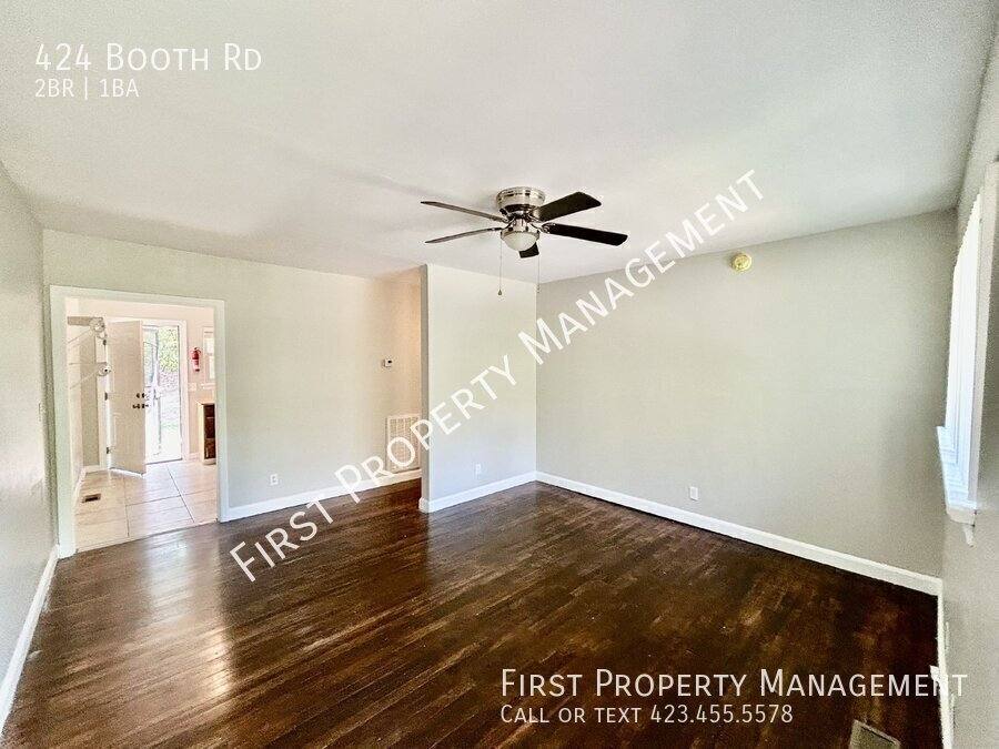 Apartment for rent at 424 Booth Rd, Chattanooga, TN 37411