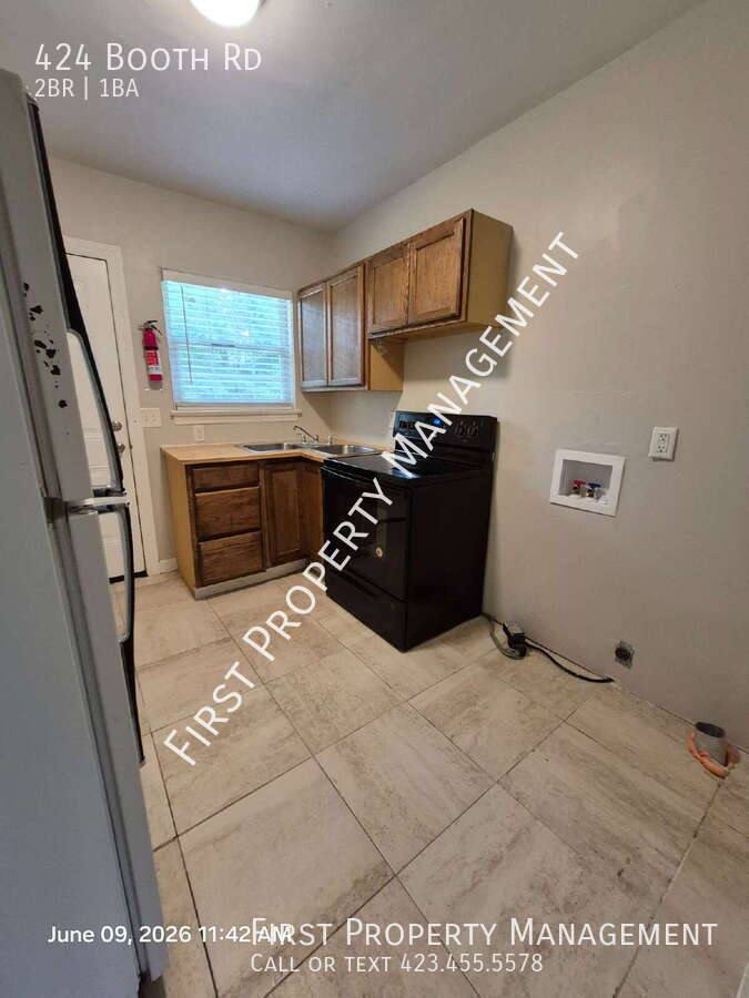 Apartment for rent at 424 Booth Rd, Chattanooga, TN 37411