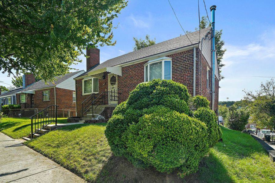 House for rent at 813 Hilltop Terrace SE, Washington, DC 20019