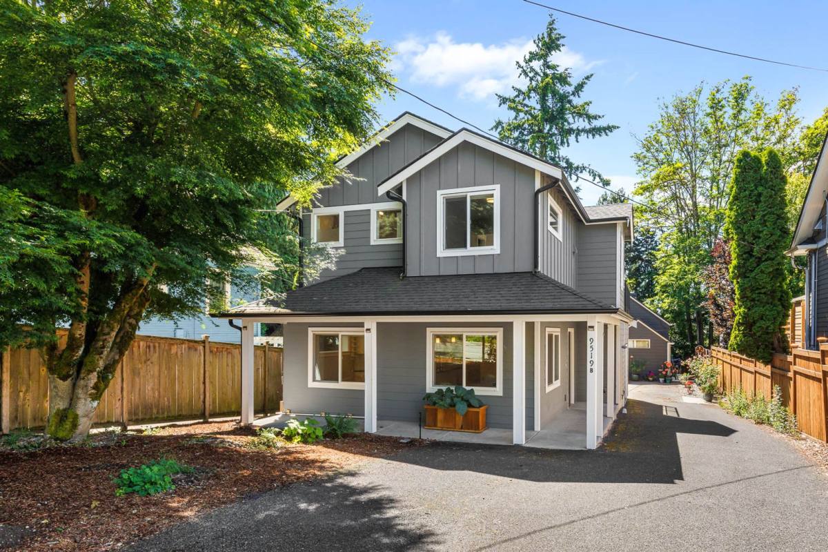 Apartment for rent at 9519 5th Ave NE #B, Seattle, WA 98115
