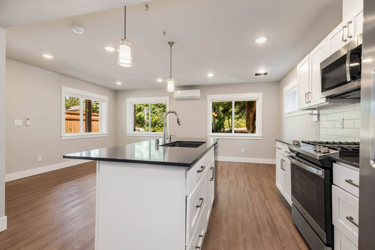 Apartment for rent at 9519 5th Ave NE #B, Seattle, WA 98115