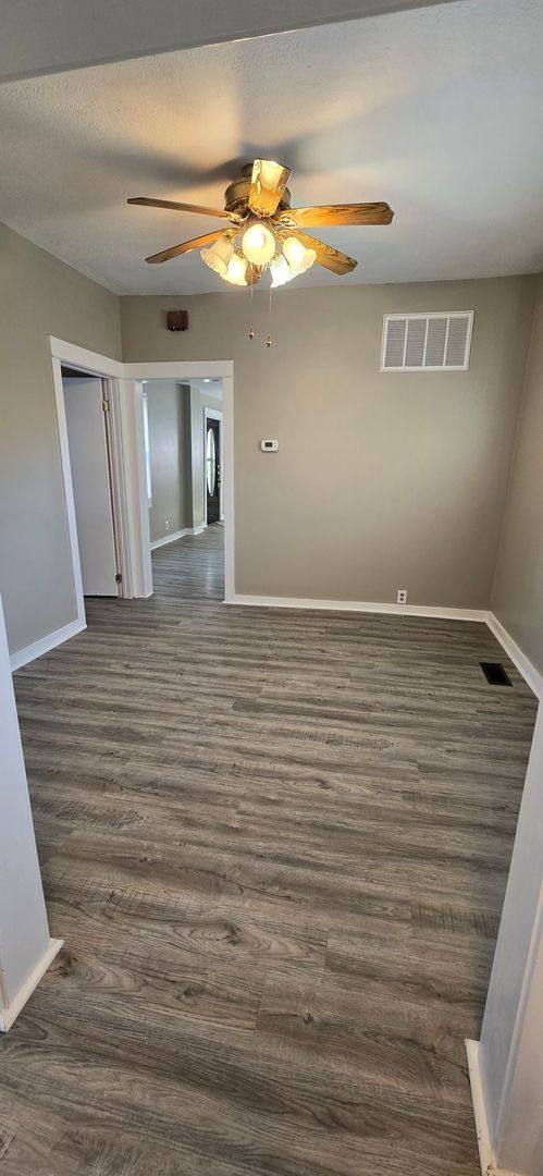 Apartment for rent at 110 E Jackson St, Alexandria, IN 46001