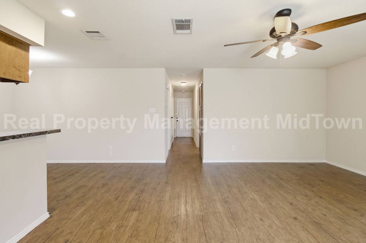 House for rent at 2307 Monte Carlo Dr, Arlington, TX 76015
